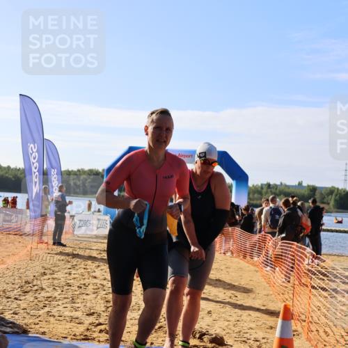 06.09.2026 - 20. Norderstedt Triathlon Andreas Tolksdorf http://msf.ph/oto/10154357 06.09.2026 10:05:17 Schwimmen 1201, 1227, 1234, 1494, 1503 meine-sportfotos.de