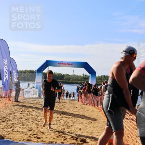 06.09.2026 - 20. Norderstedt Triathlon Andreas Tolksdorf http://msf.ph/oto/10154360 06.09.2026 10:05:18 Schwimmen 1201, 1227, 1234, 1494, 1498, 1503 meine-sportfotos.de