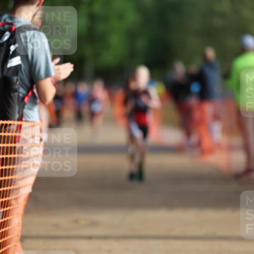 06.09.2026 - 20. Norderstedt Triathlon Mo-Foto http://msf.ph/oto/10154378 06.09.2026 09:09:41 Laufen 10, 41 meine-sportfotos.de