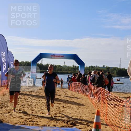 06.09.2026 - 20. Norderstedt Triathlon Andreas Tolksdorf http://msf.ph/oto/10154380 06.09.2026 10:05:23 Schwimmen 1193, 1227, 1234, 1498, 1510 meine-sportfotos.de