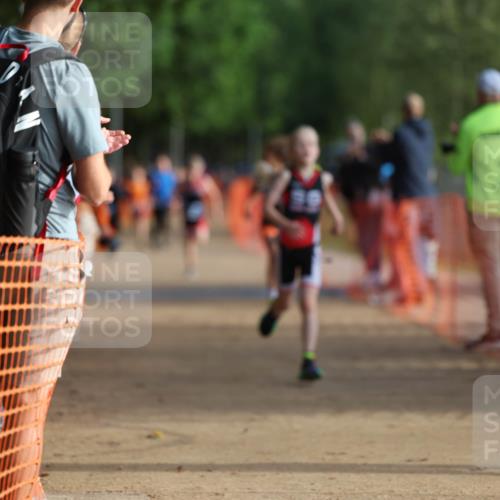 06.09.2026 - 20. Norderstedt Triathlon Mo-Foto http://msf.ph/oto/10154381 06.09.2026 09:09:41 Laufen 10, 41 meine-sportfotos.de