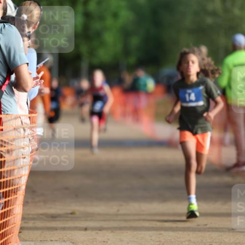 06.09.2026 - 20. Norderstedt Triathlon Mo-Foto http://msf.ph/oto/10154393 06.09.2026 09:09:43 Laufen 10, 41 meine-sportfotos.de