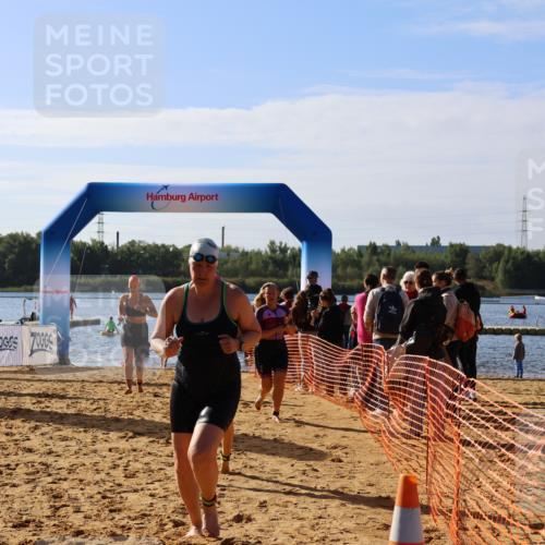 06.09.2026 - 20. Norderstedt Triathlon Andreas Tolksdorf http://msf.ph/oto/10154454 06.09.2026 10:05:35 Schwimmen 1194, 1232, 1507, 1508, 1510 meine-sportfotos.de