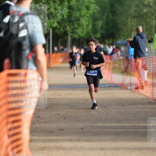 06.09.2026 - 20. Norderstedt Triathlon Mo-Foto http://msf.ph/oto/10154496 06.09.2026 09:10:19 Laufen 41 meine-sportfotos.de