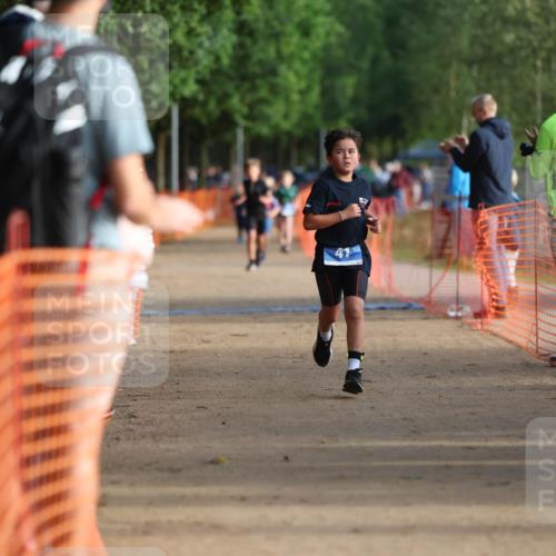 06.09.2026 - 20. Norderstedt Triathlon Mo-Foto http://msf.ph/oto/10154497 06.09.2026 09:10:19 Laufen 41 meine-sportfotos.de