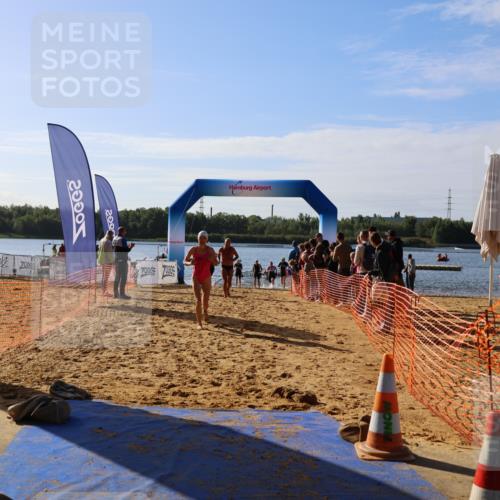 06.09.2026 - 20. Norderstedt Triathlon Andreas Tolksdorf http://msf.ph/oto/10154520 06.09.2026 10:05:47 Schwimmen 1197, 1231, 1511 meine-sportfotos.de