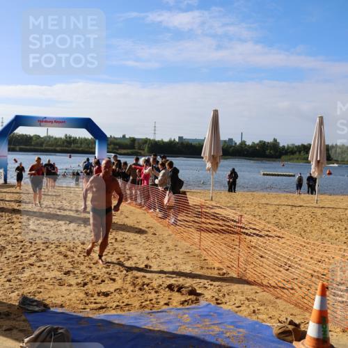06.09.2026 - 20. Norderstedt Triathlon Andreas Tolksdorf http://msf.ph/oto/10154537 06.09.2026 10:05:53 Schwimmen 1195, 1197, 1215, 1223, 1231, 1491, 1511 meine-sportfotos.de