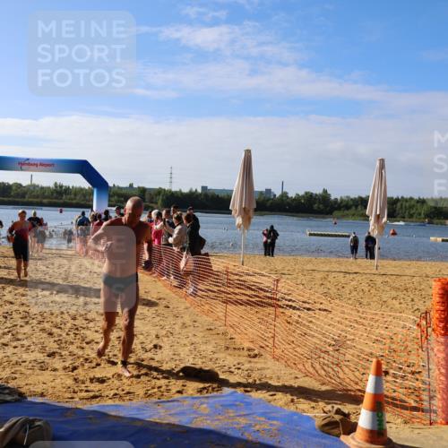 06.09.2026 - 20. Norderstedt Triathlon Andreas Tolksdorf http://msf.ph/oto/10154551 06.09.2026 10:05:53 Schwimmen 1195, 1197, 1215, 1223, 1231, 1491, 1511 meine-sportfotos.de
