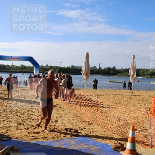 06.09.2026 - 20. Norderstedt Triathlon Andreas Tolksdorf http://msf.ph/oto/10154552 06.09.2026 10:05:53 Schwimmen 1195, 1197, 1215, 1223, 1231, 1491, 1511 meine-sportfotos.de