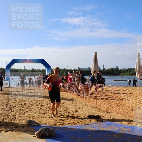 06.09.2026 - 20. Norderstedt Triathlon Andreas Tolksdorf http://msf.ph/oto/10154555 06.09.2026 10:05:56 Schwimmen 1195, 1197, 1215, 1223, 1491, 1511 meine-sportfotos.de