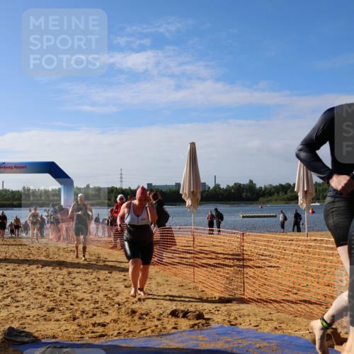 06.09.2026 - 20. Norderstedt Triathlon Andreas Tolksdorf http://msf.ph/oto/10154574 06.09.2026 10:06:02 Schwimmen 1195, 1197, 1215, 1223, 1491, 1504 meine-sportfotos.de
