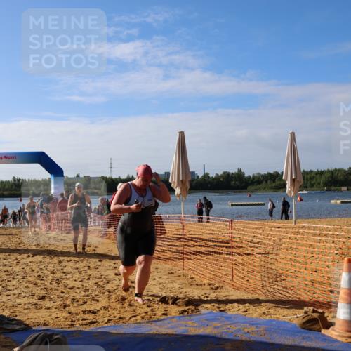06.09.2026 - 20. Norderstedt Triathlon Andreas Tolksdorf http://msf.ph/oto/10154579 06.09.2026 10:06:02 Schwimmen 1195, 1197, 1215, 1223, 1491, 1504 meine-sportfotos.de