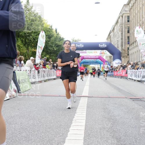 06.09.2026 - CURREX Alsterlauf Yannick Fuchs http://msf.ph/oto/10154582 06.09.2026 09:52:18 Ziel 2118, 2191, 2284, 2758, 2765, 3124, 3289, 3450, 3789, 4301, 4462, 5129, 5287, 8071 meine-sportfotos.de