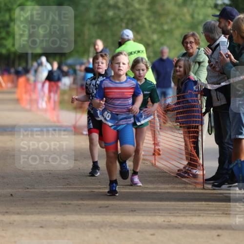 06.09.2026 - 20. Norderstedt Triathlon Mo-Foto http://msf.ph/oto/10154619 06.09.2026 09:10:32 Laufen 40, 12 meine-sportfotos.de