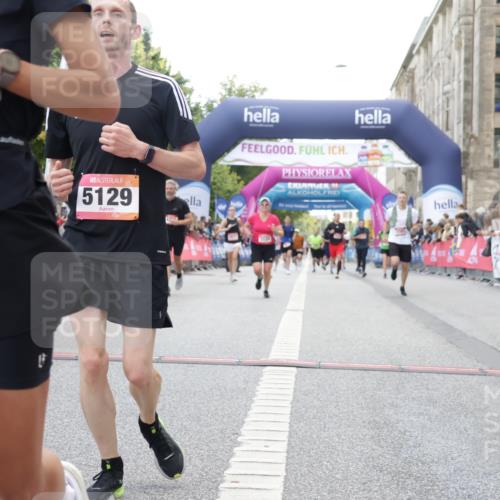 06.09.2026 - CURREX Alsterlauf Yannick Fuchs http://msf.ph/oto/10154700 06.09.2026 09:52:20 Ziel 2191, 2758, 2765, 3124, 3289, 3450, 4301, 5129, 5287, 5677 meine-sportfotos.de