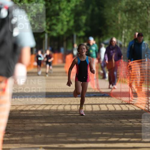 06.09.2026 - 20. Norderstedt Triathlon Mo-Foto http://msf.ph/oto/10154777 06.09.2026 09:11:30 Laufen 47 meine-sportfotos.de