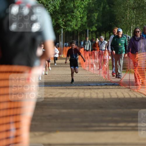 06.09.2026 - 20. Norderstedt Triathlon Mo-Foto http://msf.ph/oto/10154823 06.09.2026 09:11:37 Laufen 39, 44, 47 meine-sportfotos.de