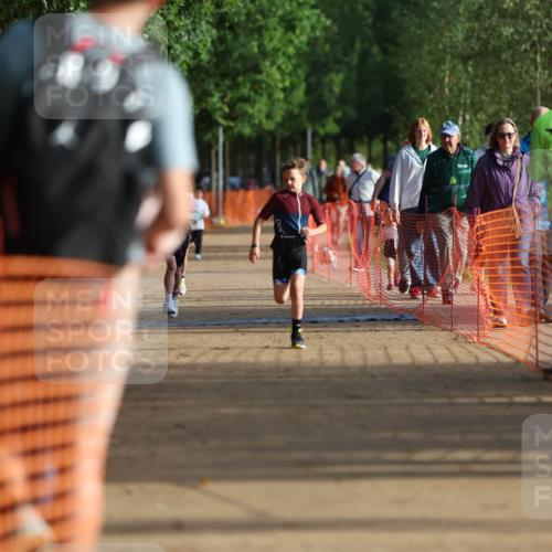 06.09.2026 - 20. Norderstedt Triathlon Mo-Foto http://msf.ph/oto/10154832 06.09.2026 09:11:39 Laufen 39, 44, 47 meine-sportfotos.de