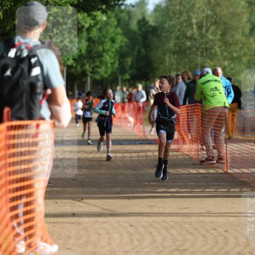 06.09.2026 - 20. Norderstedt Triathlon Mo-Foto http://msf.ph/oto/10154861 06.09.2026 09:11:42 Laufen 39, 44, 47 meine-sportfotos.de