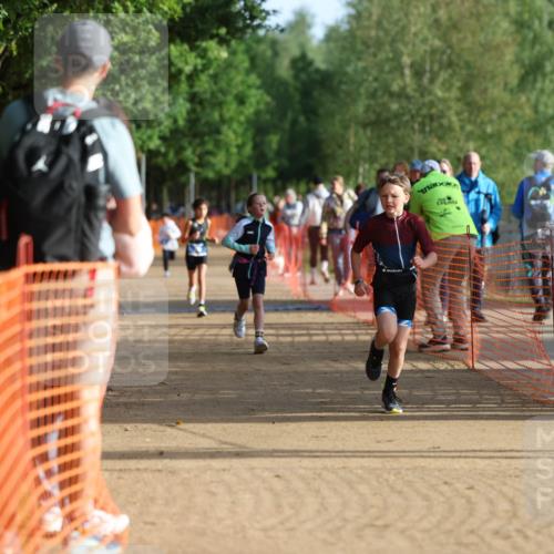 06.09.2026 - 20. Norderstedt Triathlon Mo-Foto http://msf.ph/oto/10154866 06.09.2026 09:11:42 Laufen 39, 44, 47 meine-sportfotos.de