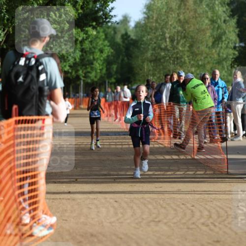 06.09.2026 - 20. Norderstedt Triathlon Mo-Foto http://msf.ph/oto/10154880 06.09.2026 09:11:45 Laufen 39, 44 meine-sportfotos.de