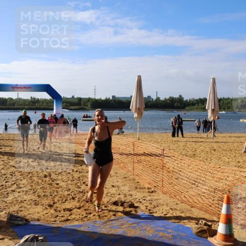 06.09.2026 - 20. Norderstedt Triathlon Andreas Tolksdorf http://msf.ph/oto/10154901 06.09.2026 10:06:37 Schwimmen 1199, 1200, 1228, 1236, 1496 meine-sportfotos.de