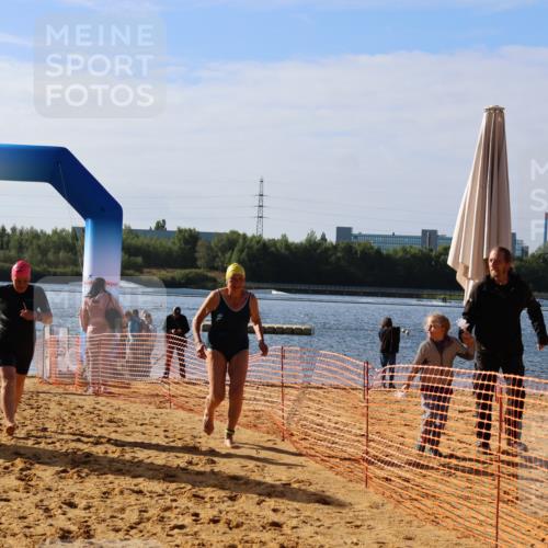 06.09.2026 - 20. Norderstedt Triathlon Andreas Tolksdorf http://msf.ph/oto/10154959 06.09.2026 10:07:00 Schwimmen 1216, 1229, 1237 meine-sportfotos.de