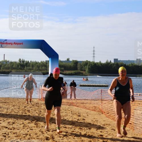 06.09.2026 - 20. Norderstedt Triathlon Andreas Tolksdorf http://msf.ph/oto/10155008 06.09.2026 10:07:02 Schwimmen 1216, 1229, 1237 meine-sportfotos.de