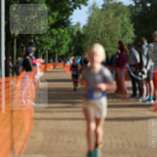 06.09.2026 - 20. Norderstedt Triathlon Mo-Foto http://msf.ph/oto/10155058 06.09.2026 09:12:27 Laufen 18 meine-sportfotos.de