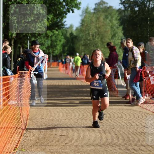 06.09.2026 - 20. Norderstedt Triathlon Mo-Foto http://msf.ph/oto/10155100 06.09.2026 09:12:33 Laufen 44, 18 meine-sportfotos.de