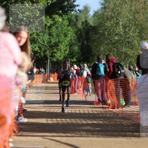 06.09.2026 - 20. Norderstedt Triathlon Mo-Foto http://msf.ph/oto/10155335 06.09.2026 09:40:49 Laufen 602, 622, 664, 665 meine-sportfotos.de