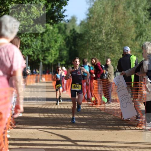 06.09.2026 - 20. Norderstedt Triathlon Mo-Foto http://msf.ph/oto/10155352 06.09.2026 09:40:51 Laufen 688, 602, 622, 664, 665 meine-sportfotos.de