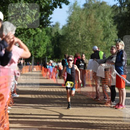 06.09.2026 - 20. Norderstedt Triathlon Mo-Foto http://msf.ph/oto/10155371 06.09.2026 09:40:54 Laufen 602, 613, 613, 622, 664, 665 meine-sportfotos.de