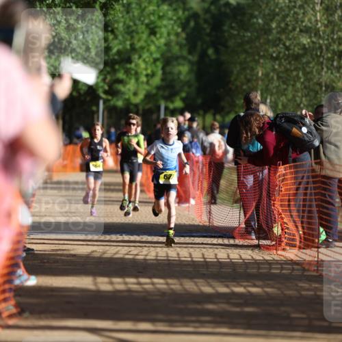 06.09.2026 - 20. Norderstedt Triathlon Mo-Foto http://msf.ph/oto/10155429 06.09.2026 09:41:16 Laufen 564, 622, 651, 657, 657 meine-sportfotos.de