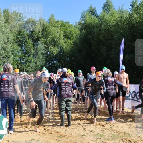 06.09.2026 - 20. Norderstedt Triathlon Andreas Tolksdorf http://msf.ph/oto/10155501 06.09.2026 10:40:33 Schwimmen 789, 1253, 1265 meine-sportfotos.de