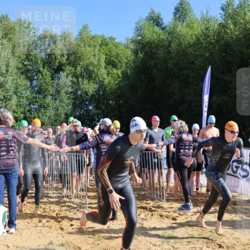 06.09.2026 - 20. Norderstedt Triathlon Andreas Tolksdorf http://msf.ph/oto/10155522 06.09.2026 10:40:34 Schwimmen 161, 789, 1253, 1265, 1272 meine-sportfotos.de
