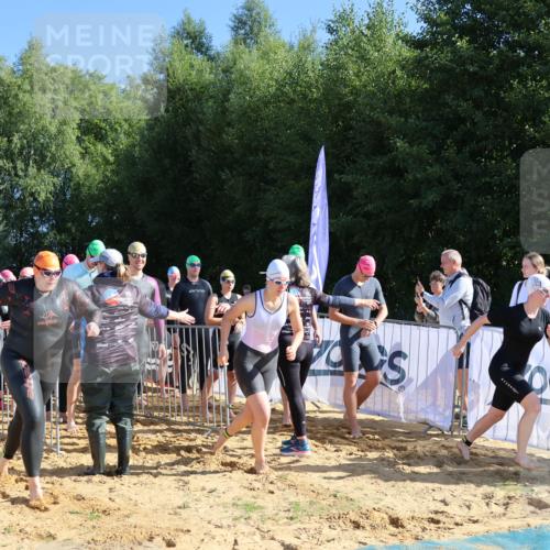 06.09.2026 - 20. Norderstedt Triathlon Andreas Tolksdorf http://msf.ph/oto/10155645 06.09.2026 10:40:48 Schwimmen 170, 1302, 1325 meine-sportfotos.de