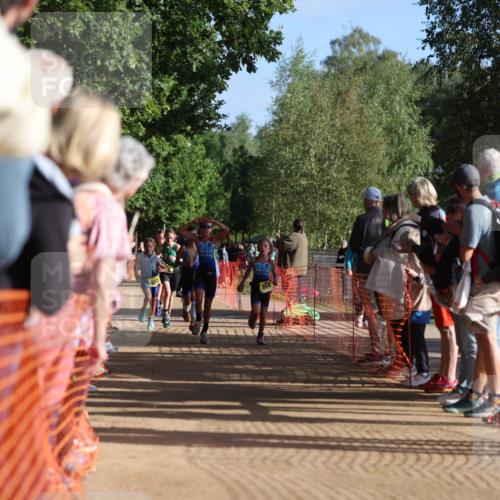 06.09.2026 - 20. Norderstedt Triathlon Mo-Foto http://msf.ph/oto/10155692 06.09.2026 09:42:03 Laufen 606, 606, 627, 627, 643, 643, 649, 661, 677, 685, 693 meine-sportfotos.de