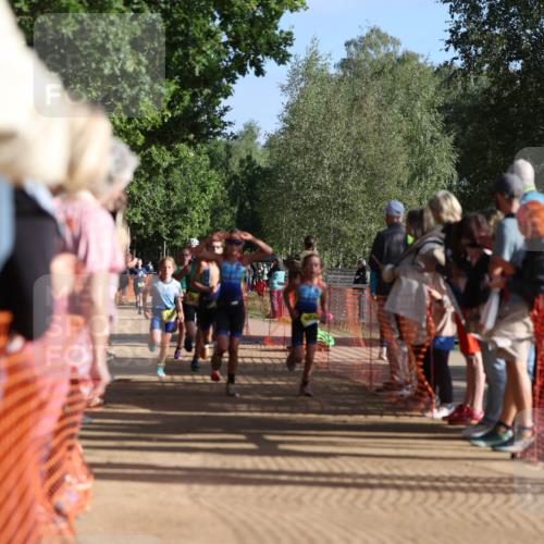 06.09.2026 - 20. Norderstedt Triathlon Mo-Foto http://msf.ph/oto/10155706 06.09.2026 09:42:04 Laufen 606, 606, 627, 627, 643, 643, 649, 661, 677, 685, 693 meine-sportfotos.de