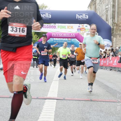 06.09.2026 - CURREX Alsterlauf Yannick Fuchs http://msf.ph/oto/10155932 06.09.2026 09:52:28 Ziel 2495, 2511, 2529, 2765, 2970, 3124, 3217, 3316, 4005, 4301, 4643, 4935, 5294, 5323, 5454, 5677, 6139 meine-sportfotos.de