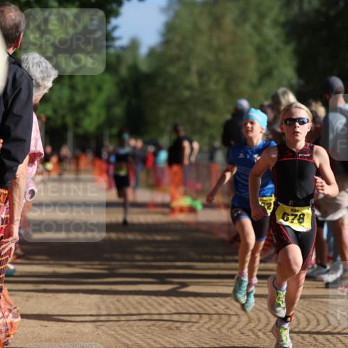 06.09.2026 - 20. Norderstedt Triathlon Mo-Foto http://msf.ph/oto/10155996 06.09.2026 09:42:49 Laufen 678, 656, 656, 697, 697 meine-sportfotos.de