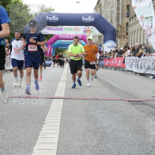 06.09.2026 - CURREX Alsterlauf Yannick Fuchs http://msf.ph/oto/10156228 06.09.2026 09:52:29 Ziel 2495, 2511, 2529, 2765, 2970, 3124, 3217, 3316, 4005, 4301, 4643, 4935, 5294, 5323, 5454, 5677, 6139 meine-sportfotos.de