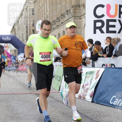 06.09.2026 - CURREX Alsterlauf Yannick Fuchs http://msf.ph/oto/10156360 06.09.2026 09:52:32 Ziel 2495, 2511, 2529, 2970, 3217, 3316, 3471, 4005, 4643, 4935, 5294, 5323, 5454, 5677, 6139 meine-sportfotos.de