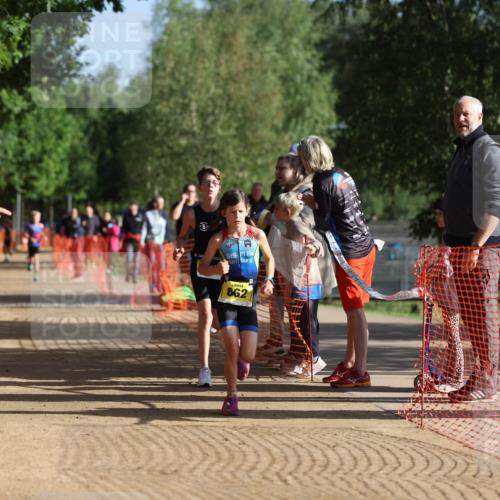 06.09.2026 - 20. Norderstedt Triathlon Mo-Foto http://msf.ph/oto/10156544 06.09.2026 09:44:10 Laufen 662, 663, 663, 668 meine-sportfotos.de