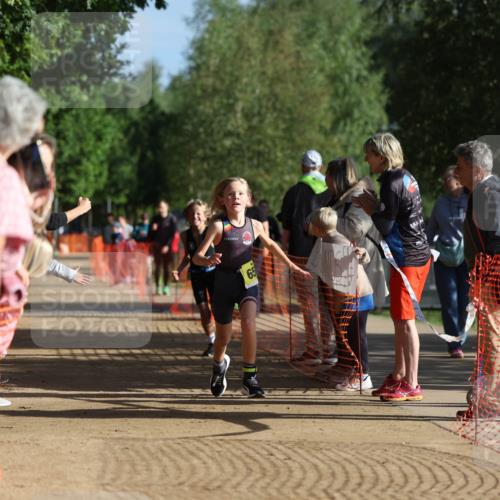 06.09.2026 - 20. Norderstedt Triathlon Mo-Foto http://msf.ph/oto/10156649 06.09.2026 09:44:27 Laufen 617, 617, 670, 670 meine-sportfotos.de