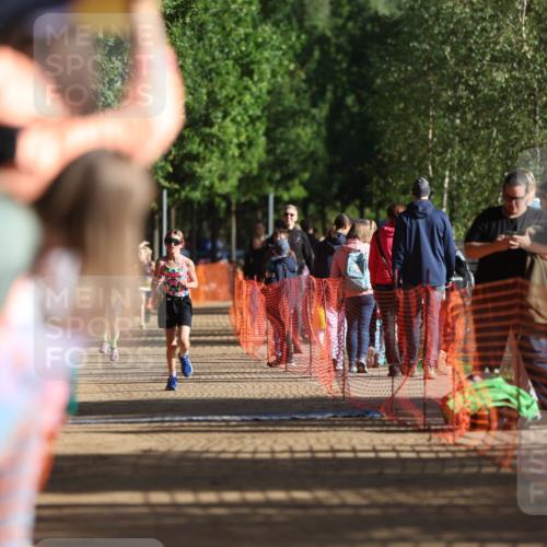 06.09.2026 - 20. Norderstedt Triathlon Mo-Foto http://msf.ph/oto/10156859 06.09.2026 09:45:37 Laufen 608, 608, 680, 680 meine-sportfotos.de