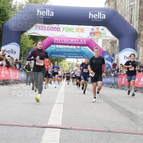 06.09.2026 - CURREX Alsterlauf Yannick Fuchs http://msf.ph/oto/10156874 06.09.2026 09:52:35 Ziel 2511, 2529, 2970, 3058, 3471, 4005, 4375, 4643, 4935, 5294, 5323, 5454, 5928, 6139, 8226 meine-sportfotos.de
