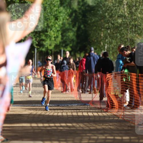 06.09.2026 - 20. Norderstedt Triathlon Mo-Foto http://msf.ph/oto/10156877 06.09.2026 09:45:40 Laufen 608, 608, 680, 680 meine-sportfotos.de