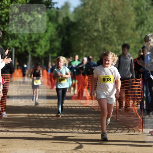 06.09.2026 - 20. Norderstedt Triathlon Mo-Foto http://msf.ph/oto/10157042 06.09.2026 09:46:36 Laufen 680, 608, 647, 647, 679, 679 meine-sportfotos.de