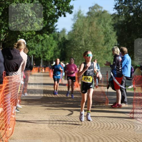 06.09.2026 - 20. Norderstedt Triathlon Mo-Foto http://msf.ph/oto/10157157 06.09.2026 09:46:56 Laufen 620, 19, 6, 625, 625, 630, 630, 646, 646 meine-sportfotos.de